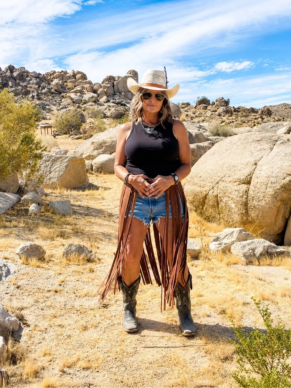 Dirty Mojave Leather stand out